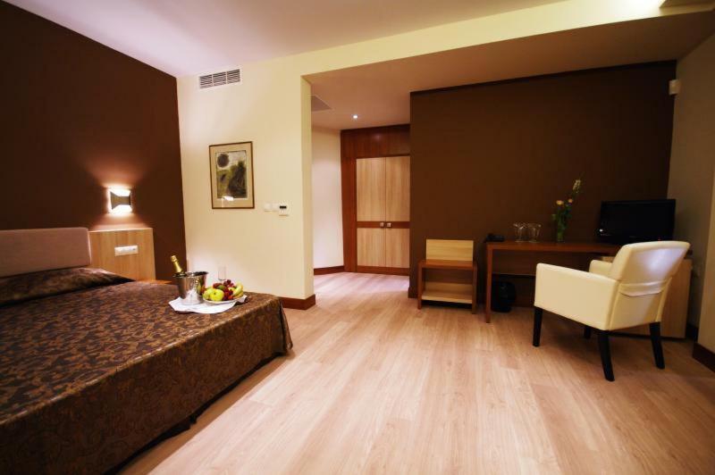 Family Hotel Casa Del Mare Sozopol Room photo